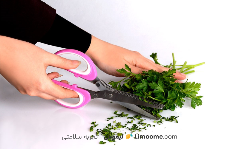 خورد کردن سبزی آش